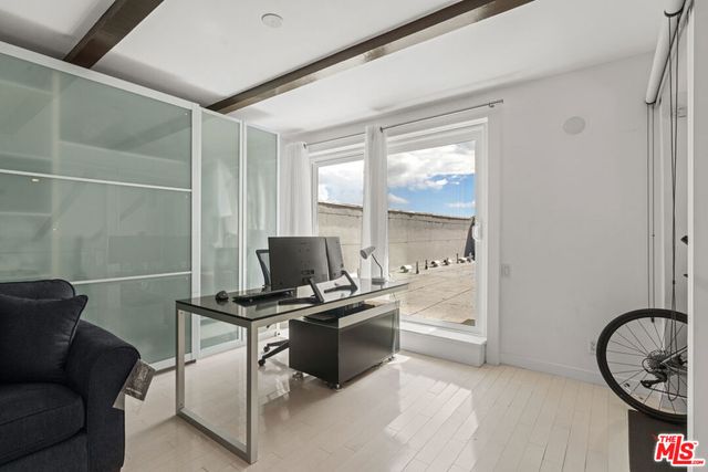 2385 Roscomare Road F10, Los Angeles, CA 90077