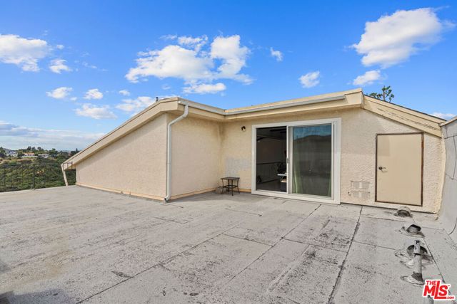 2385 Roscomare Road F10, Los Angeles, CA 90077