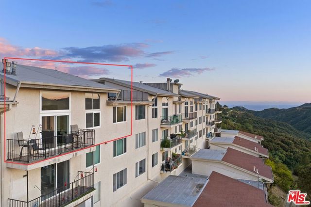 2385 Roscomare Road F10, Los Angeles, CA 90077