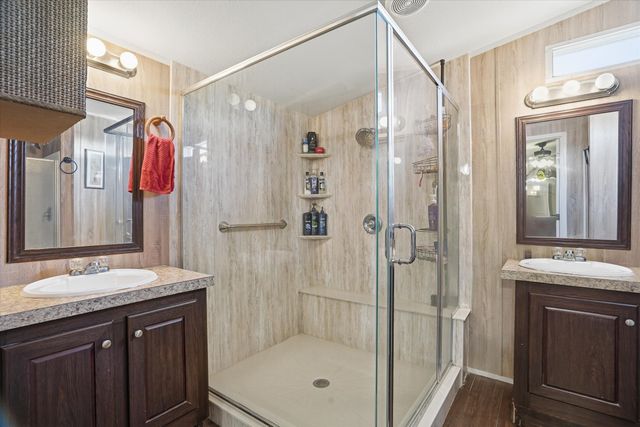 716 Lathem Boulevard, Venus, TX 76084