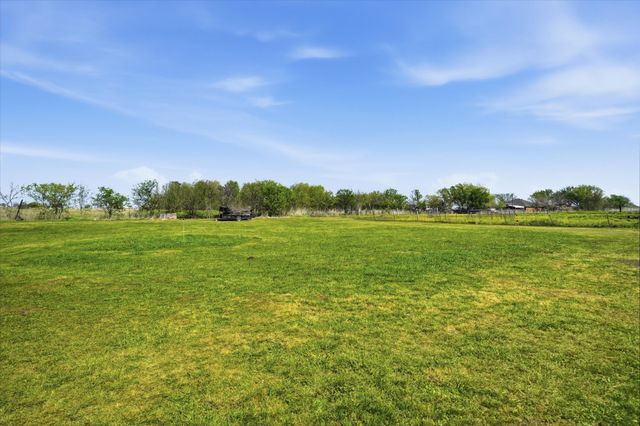 716 Lathem Boulevard, Venus, TX 76084