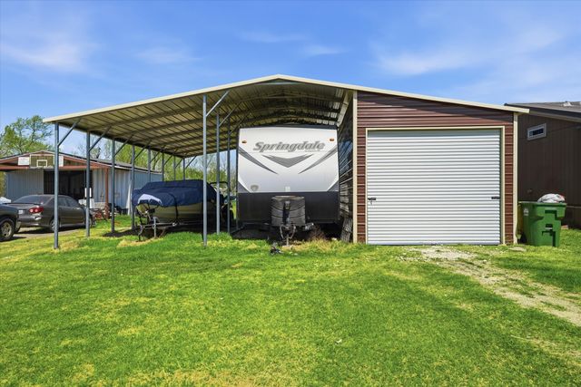 716 Lathem Boulevard, Venus, TX 76084