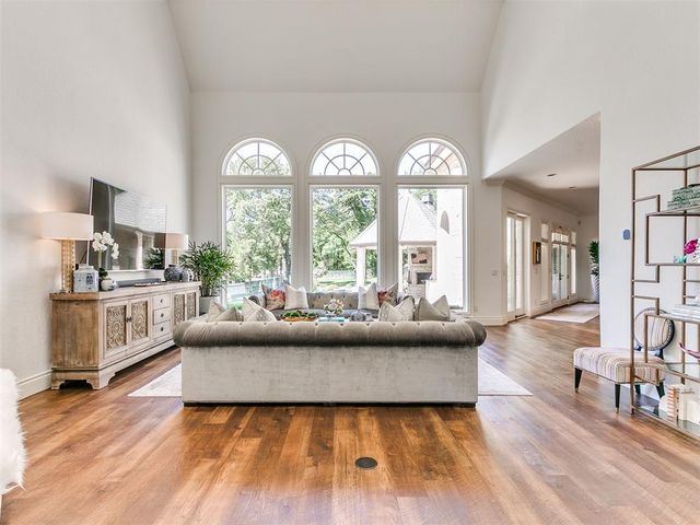 4301 Berry Farm Road, Norman, OK 73072