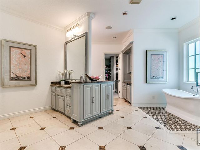 4301 Berry Farm Road, Norman, OK 73072