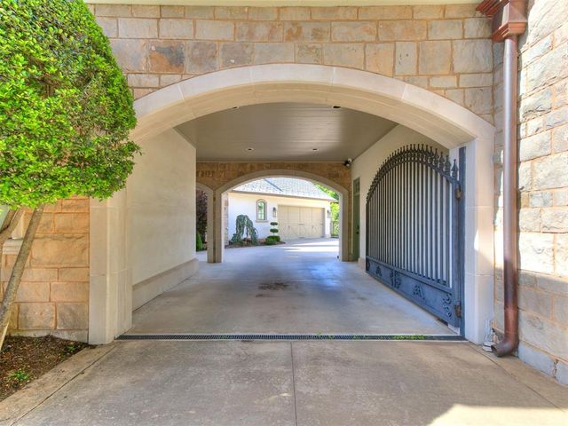 4301 Berry Farm Road, Norman, OK 73072