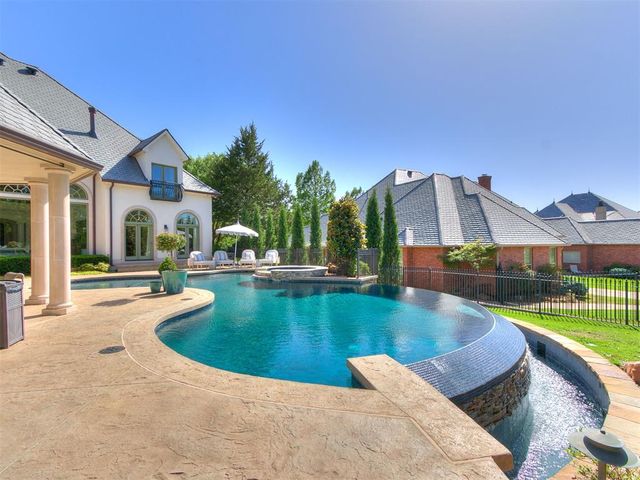 4301 Berry Farm Road, Norman, OK 73072