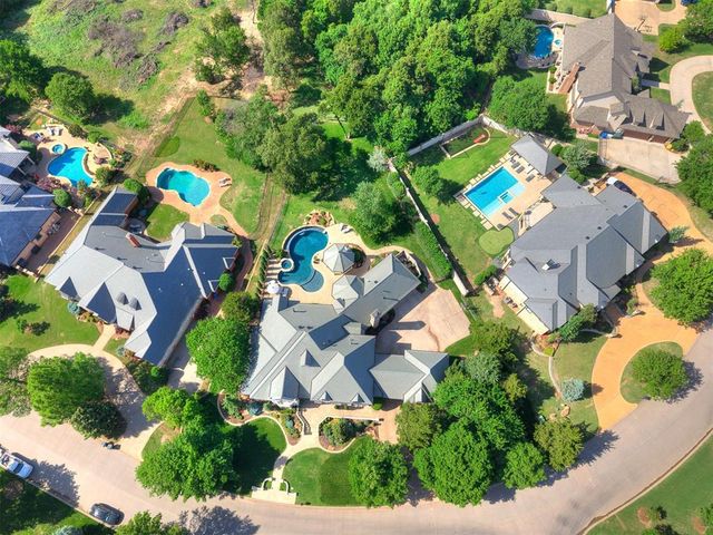 4301 Berry Farm Road, Norman, OK 73072