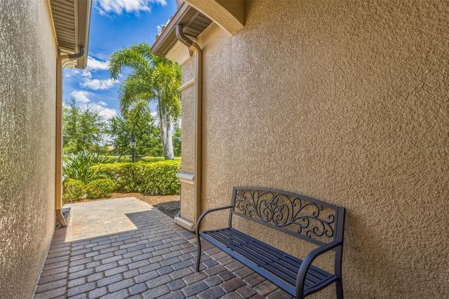 5632 GOODPASTURE GLEN, Bradenton, FL 34211