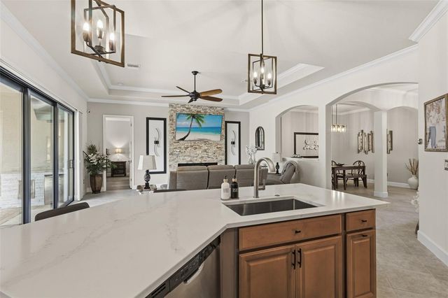 5632 GOODPASTURE GLEN, Bradenton, FL 34211