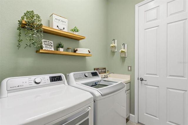 5632 GOODPASTURE GLEN, Bradenton, FL 34211