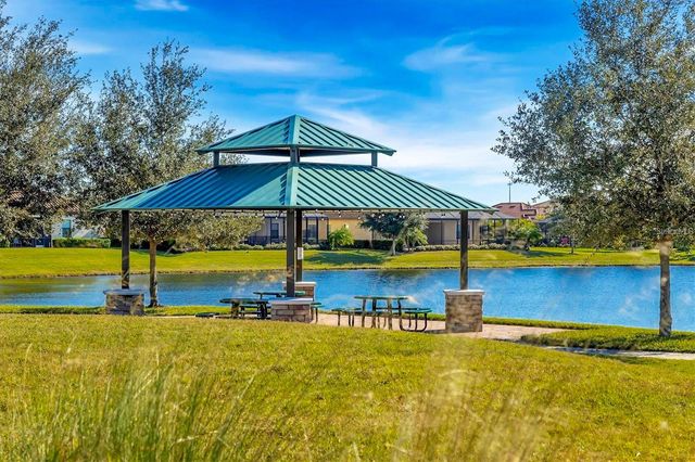 5632 GOODPASTURE GLEN, Bradenton, FL 34211