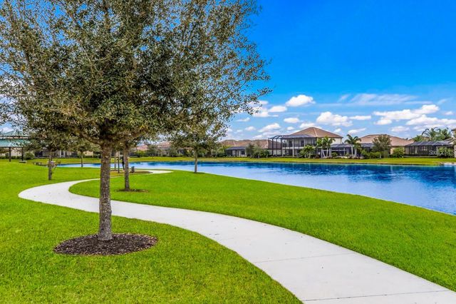 5632 GOODPASTURE GLEN, Bradenton, FL 34211