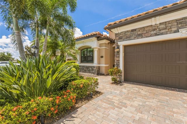 5632 GOODPASTURE GLEN, Bradenton, FL 34211