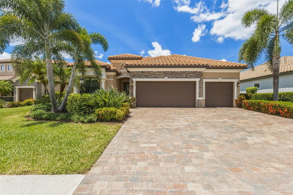 5632 GOODPASTURE GLEN, Bradenton, FL 34211