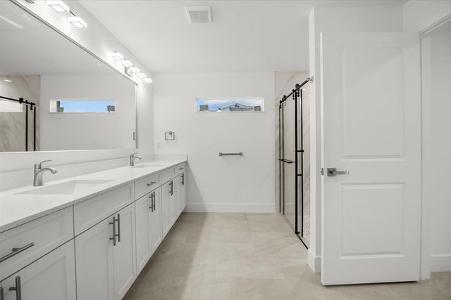 5315 NW Nail Court, Port St. Lucie, FL 34986