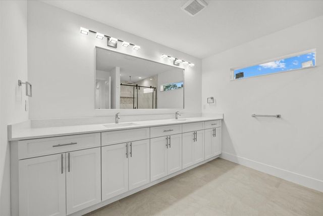 5315 NW Nail Court, Port St. Lucie, FL 34986