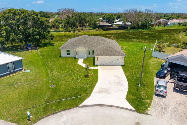5315 NW Nail Court, Port St. Lucie, FL 34986