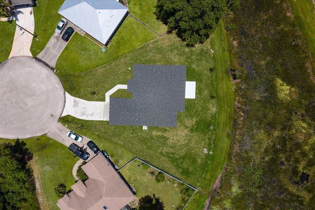 5315 NW Nail Court, Port St. Lucie, FL 34986
