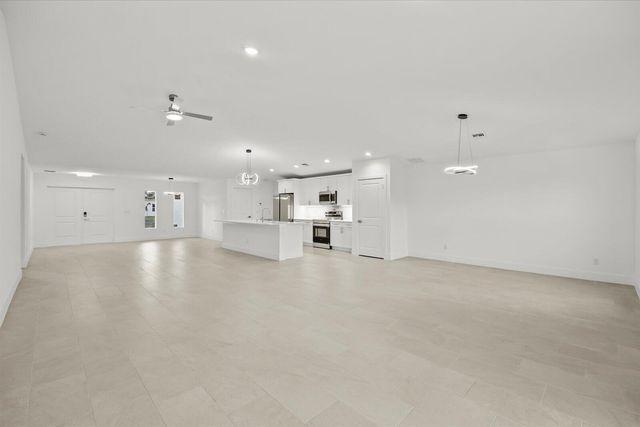 5315 NW Nail Court, Port St. Lucie, FL 34986