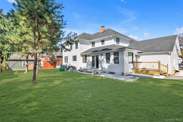 44 School Street, Malverne, NY 11565