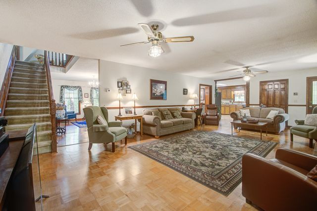 663 Hickory Hill Road, Orangeburg, SC 29115