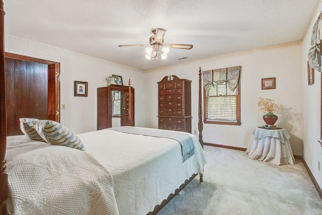 663 Hickory Hill Road, Orangeburg, SC 29115