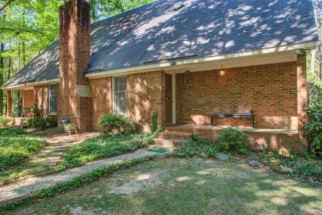 663 Hickory Hill Road, Orangeburg, SC 29115