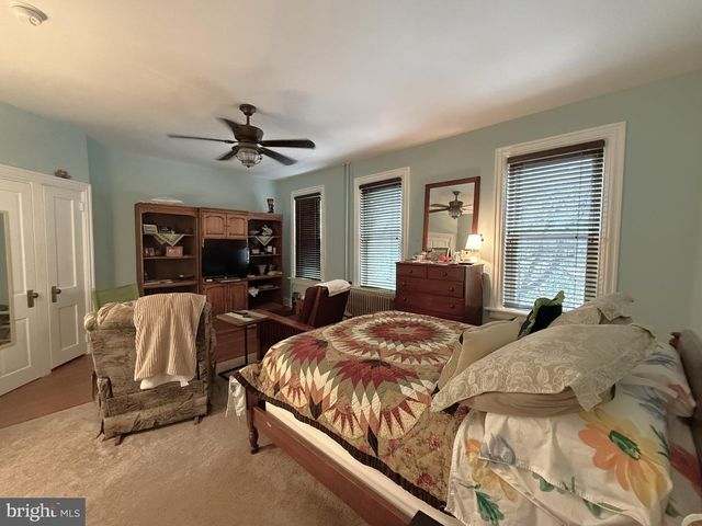 145 E CHESTNUT ST, Lancaster, PA 17602