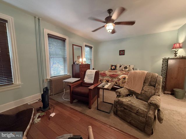 145 E CHESTNUT ST, Lancaster, PA 17602
