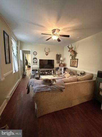 145 E CHESTNUT ST, Lancaster, PA 17602