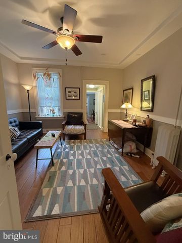145 E CHESTNUT ST, Lancaster, PA 17602