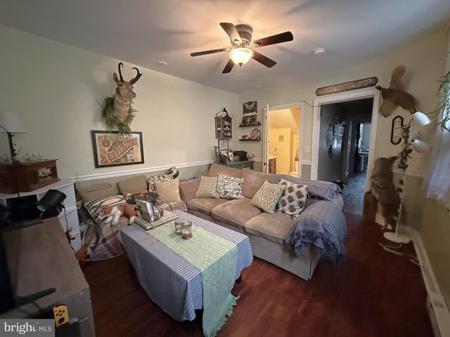 145 E CHESTNUT ST, Lancaster, PA 17602