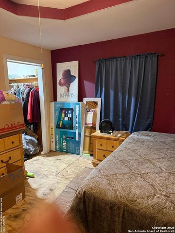 473 Lange Road, Seguin, TX 78155