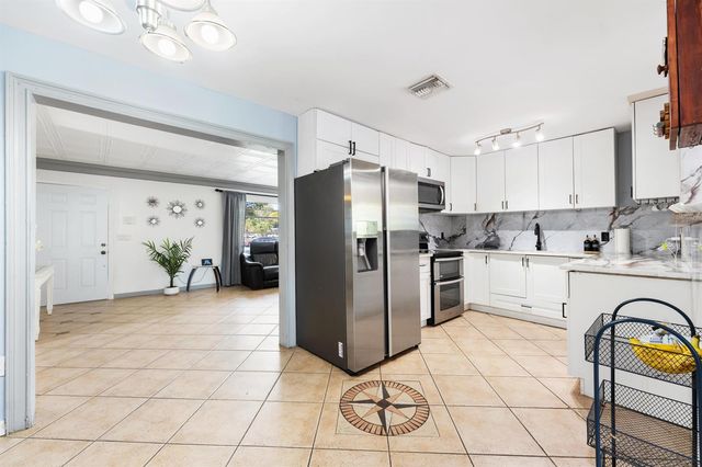 5833 Fair Green Road, West Palm Beach, FL 33417