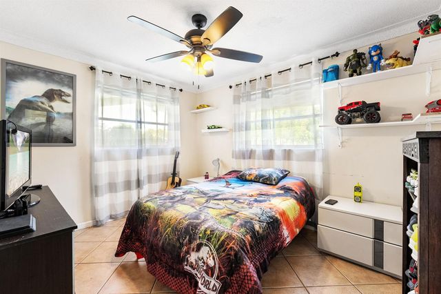 5833 Fair Green Road, West Palm Beach, FL 33417