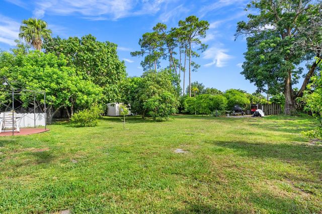 5833 Fair Green Road, West Palm Beach, FL 33417