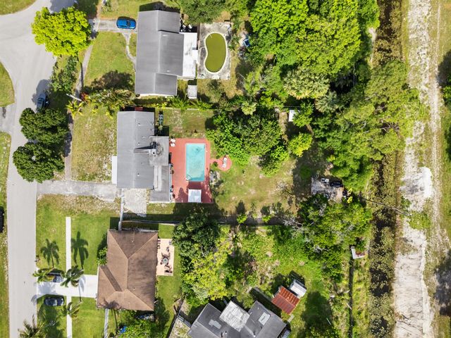 5833 Fair Green Road, West Palm Beach, FL 33417