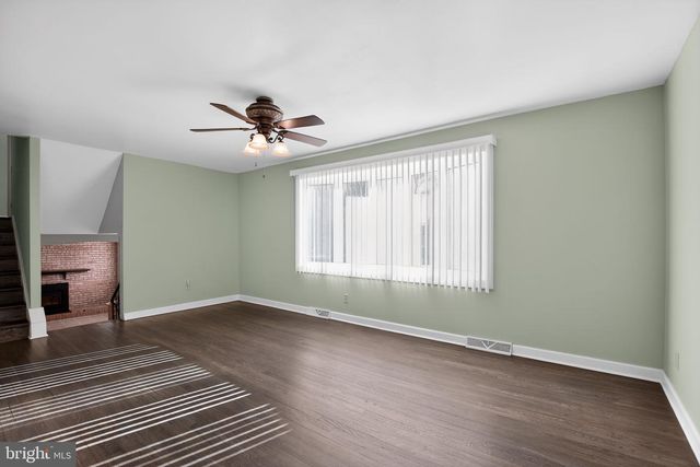 9017 HOLLY AVE, Waldorf, MD 20601
