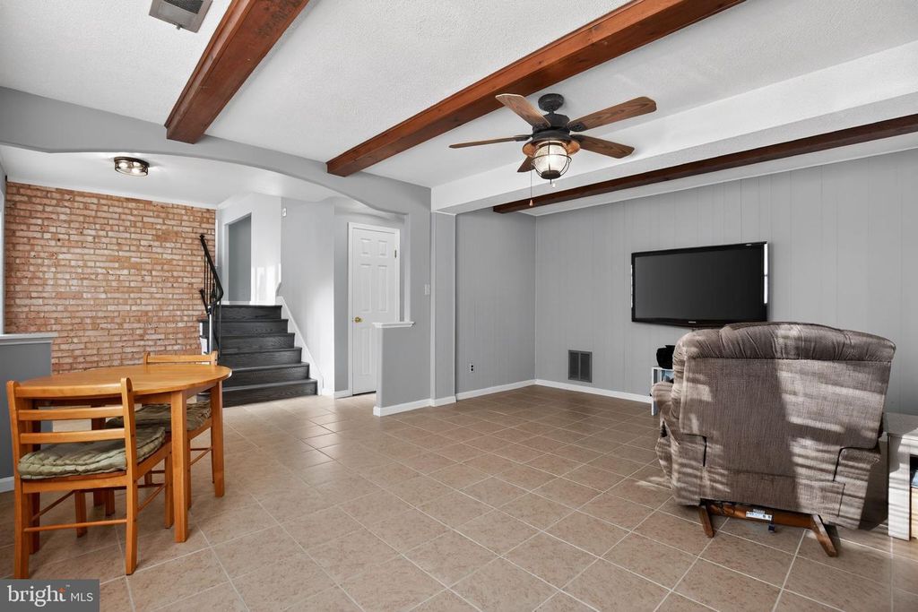 Image 22 of property listing at 9017 HOLLY AVE, Waldorf, MD 20601