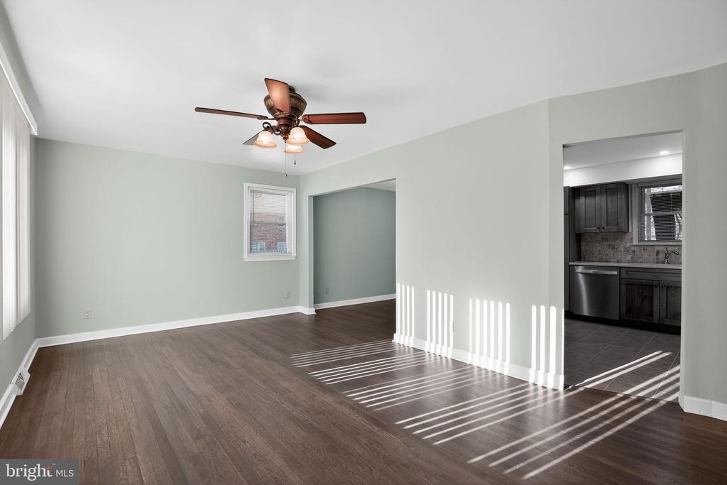 Image 5 of property listing at 9017 HOLLY AVE, Waldorf, MD 20601