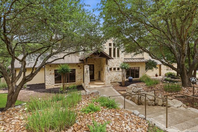 82 Champion Clf, San Antonio, TX 78258