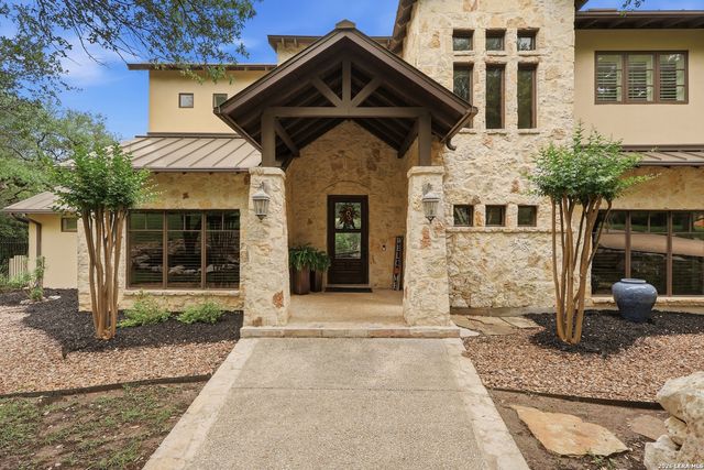 82 Champion Clf, San Antonio, TX 78258