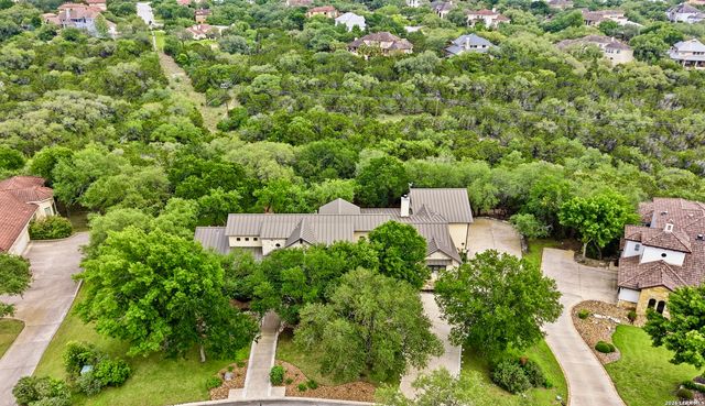 82 Champion Clf, San Antonio, TX 78258