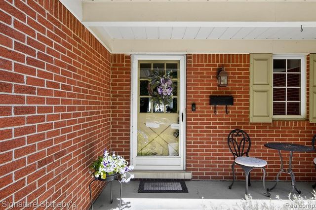 1782 Nantucket Road, Plymouth, MI 48170
