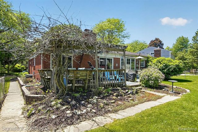 1782 Nantucket Road, Plymouth, MI 48170