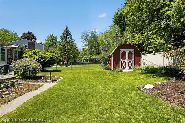 1782 Nantucket Road, Plymouth, MI 48170