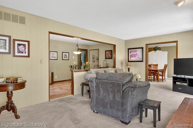 1782 Nantucket Road, Plymouth, MI 48170