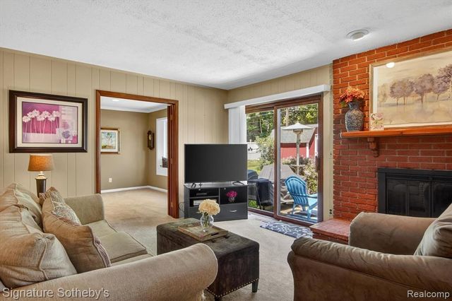 1782 Nantucket Road, Plymouth, MI 48170