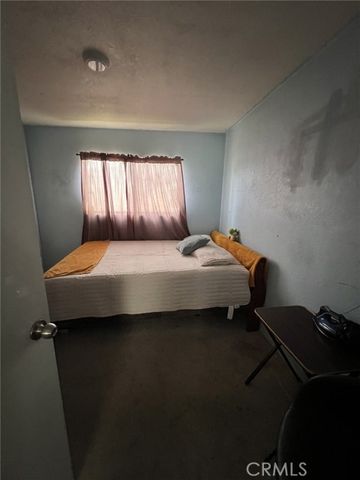 9850 Cypress Avenue, Fontana, CA 92335