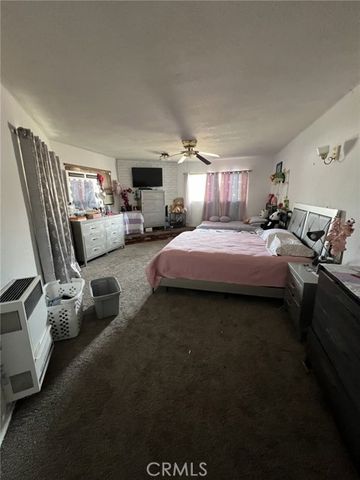 9850 Cypress Avenue, Fontana, CA 92335